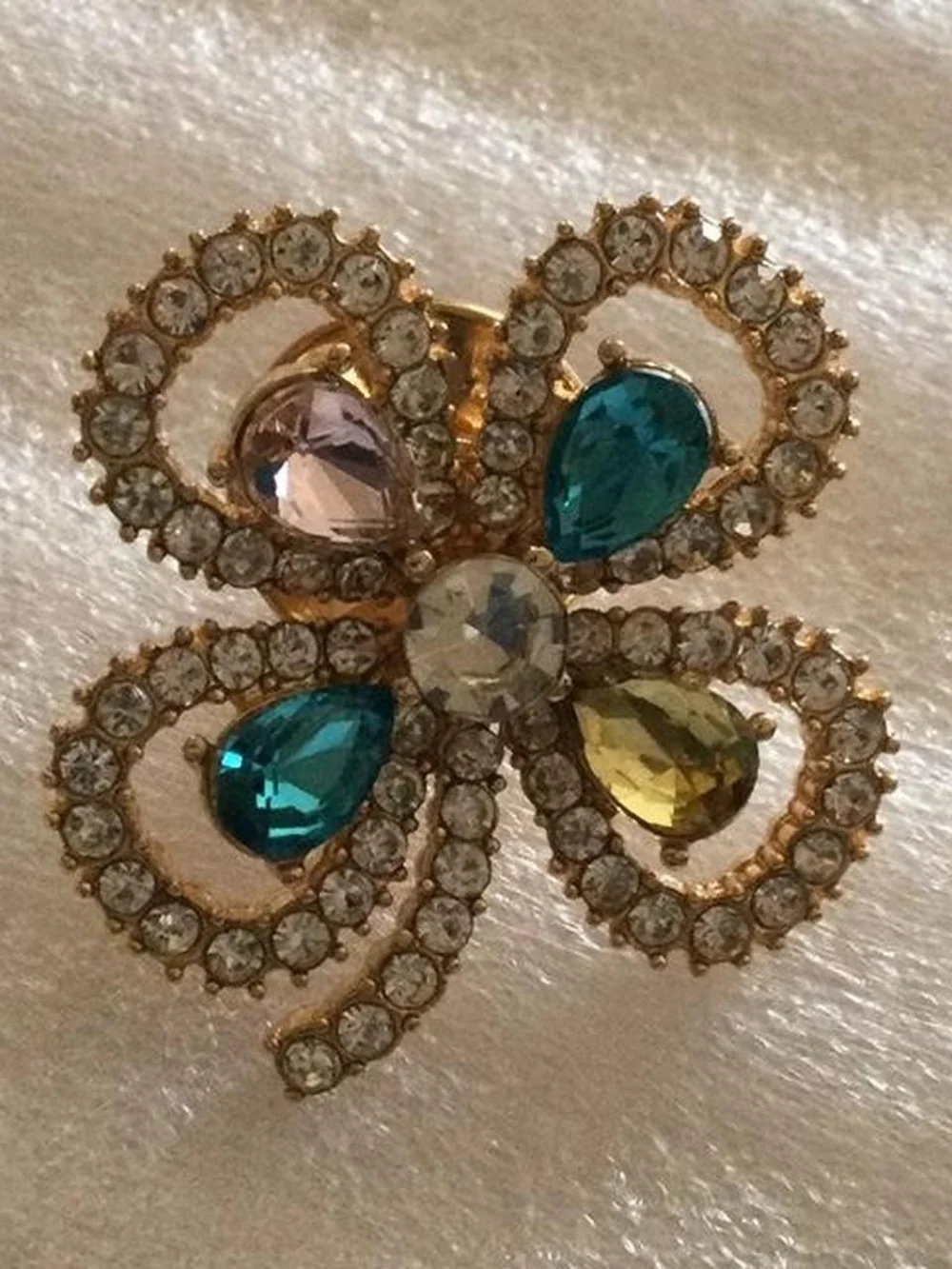 Rhinestone Shamrock Pin